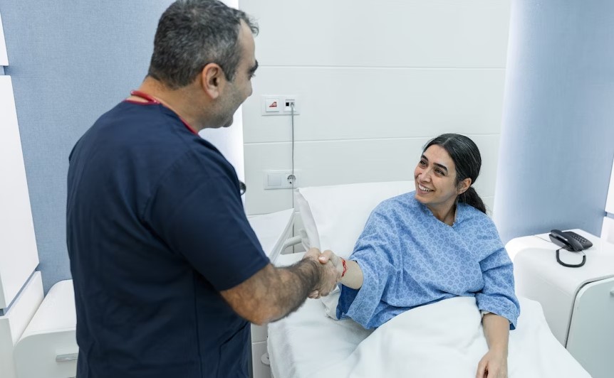 Best Hospitals In Kolkata For Dengue Treatment.jpg